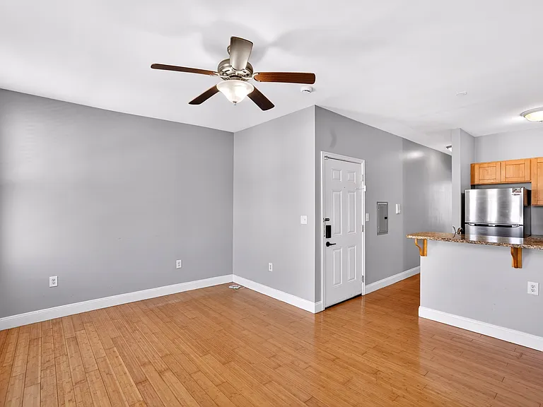 150 Van Horne St #2 — Photo 13