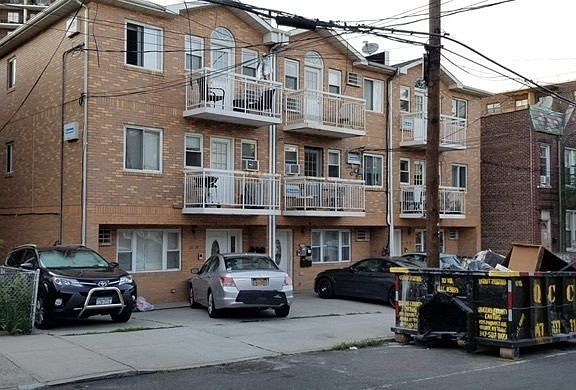 3rd image of 2530 14th St #2