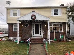 157 Lynnfield St, Lynn, MA 01904