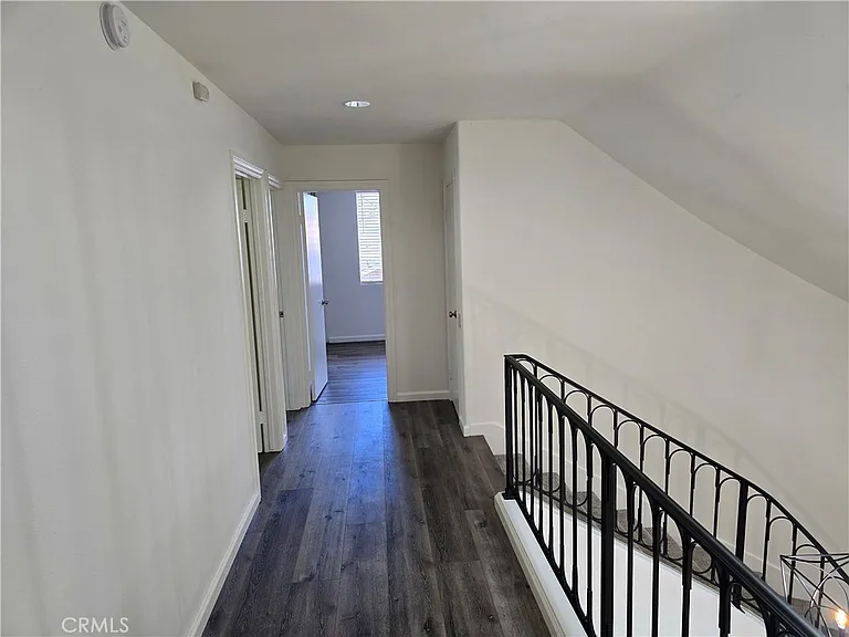 25317 Avenida Ronada — Photo 23