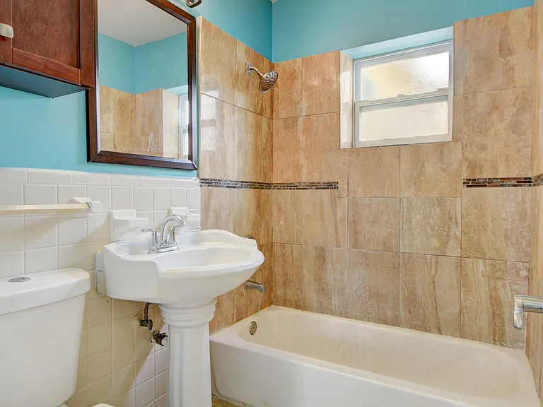 511 Minnesota St — Photo 21