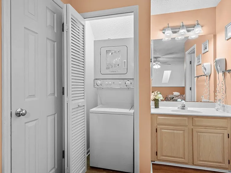 Washer/Dryer