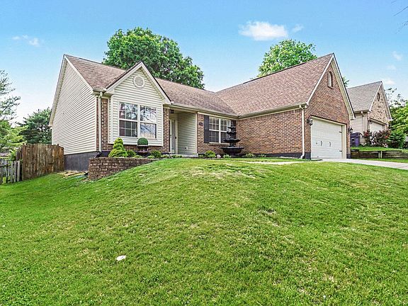4th image of 2228 Kenwood Dr