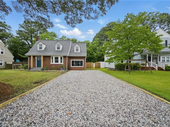 8715 Semmes Ave, Norfolk, VA 23503