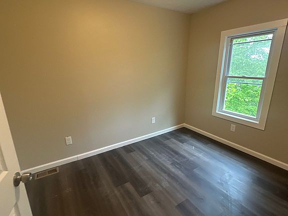 5th image of 3900 W 23rd St #3