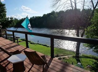 1 Riveredge Ln, Phillipsburg, NJ 08865