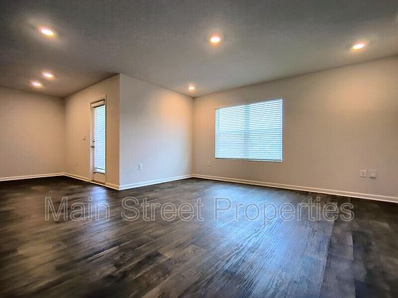 5th image of 7585 Steeplechase Blvd