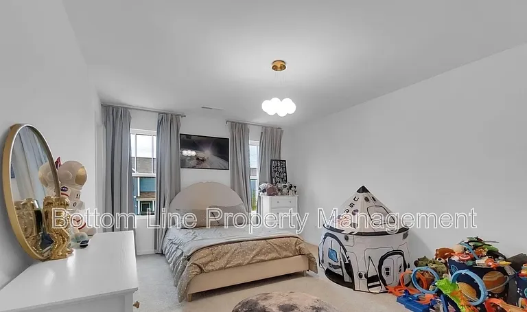 242 Lacewing Dr — Photo 17