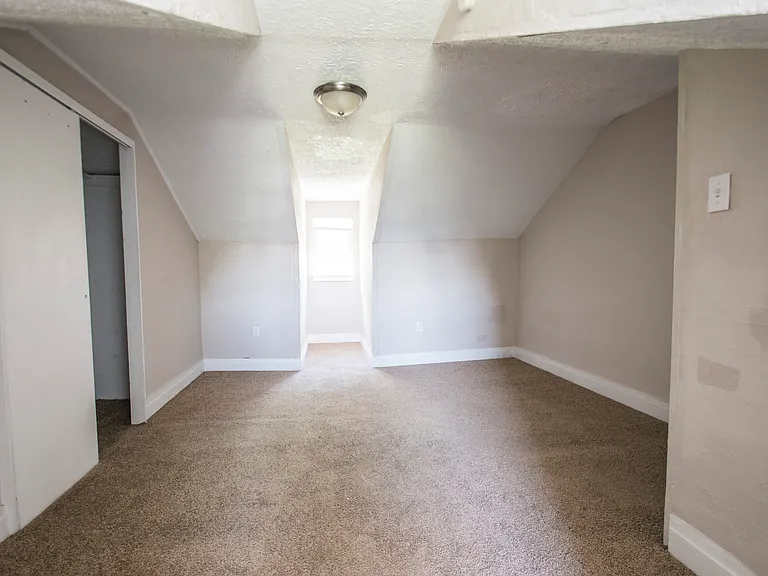 2619 Josephine St — Photo 10