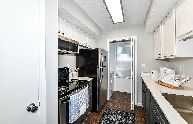 Avana Woods — Photo 10