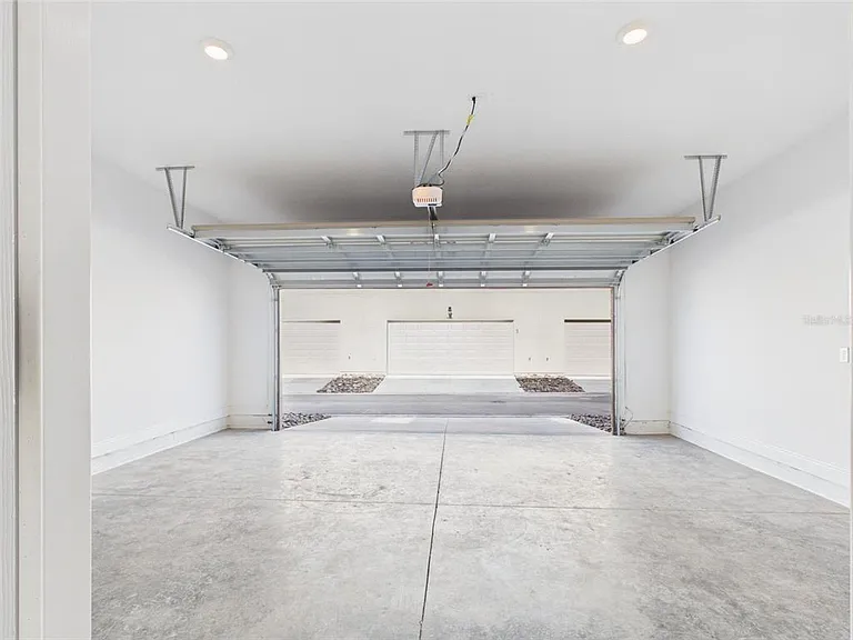 5611 SW 72nd Ct — Photo 33