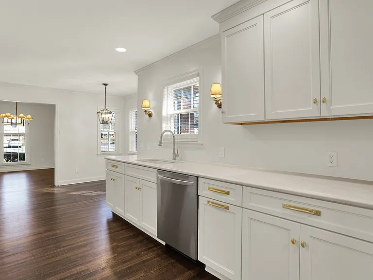 7133 Kings Castle Cv — Photo 11