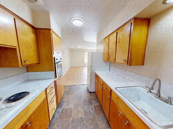 Terrace View Apartments, 911 Federal St #11, The Dalles, OR 97058