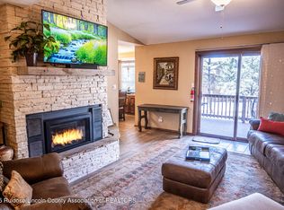202A Racquet Dr #4, Ruidoso, NM 88345