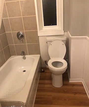 4th image of 1518 N Greenview Ave APT 1F