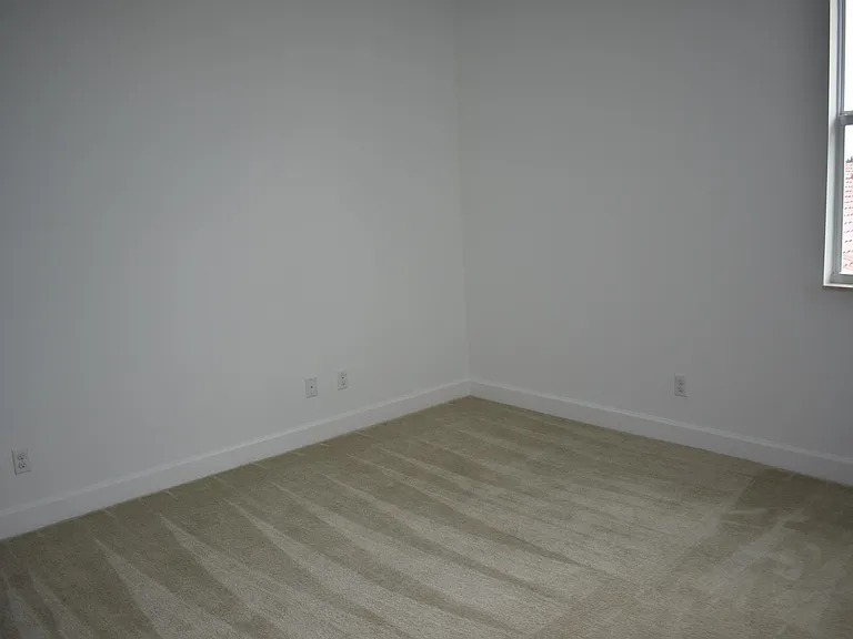 8865 Kingsmoor Way — Photo 13