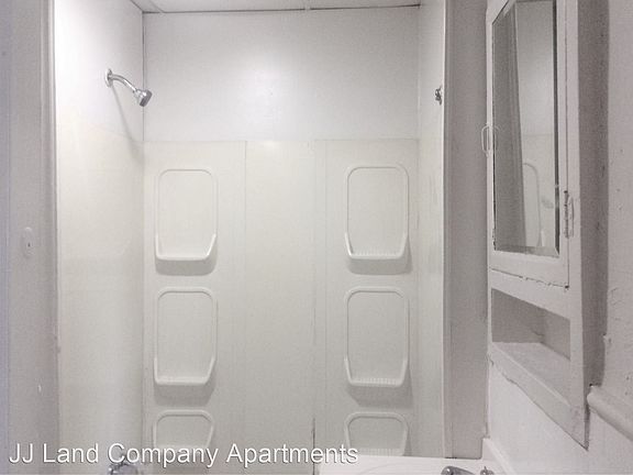 5th image of 5469 Black St APT 4