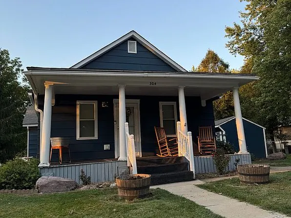 204 Maple St, Fontanelle, IA 50846