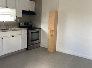 8911 SW 34th St, Miami, FL 33165