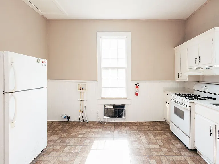 457 Forsyth St — Photo 19