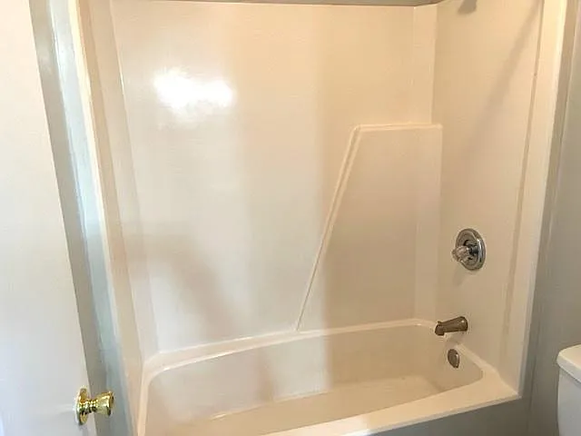 114 Barfleur Pl — Photo 9
