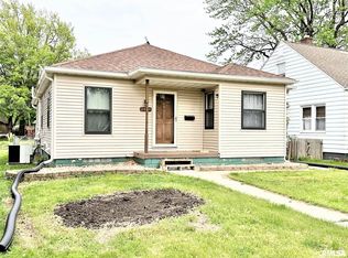 2520 7th St, East Moline, IL 61244