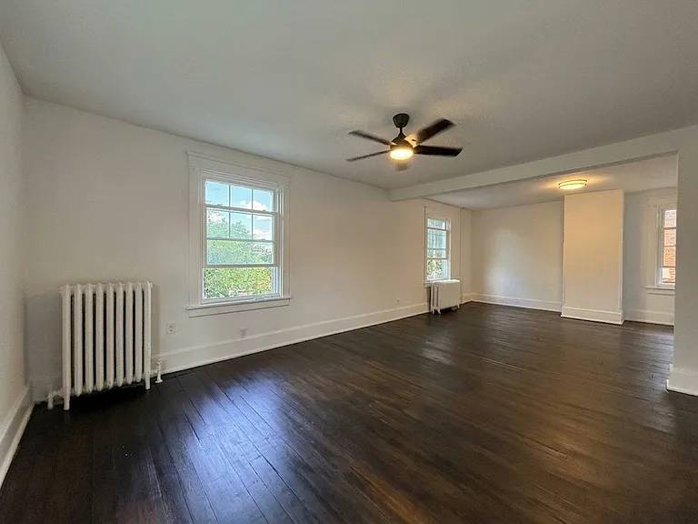 1107 W Broad St #2 — Photo 9