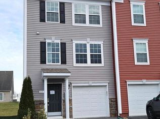 43 Cecily Way, Ranson, WV 25438