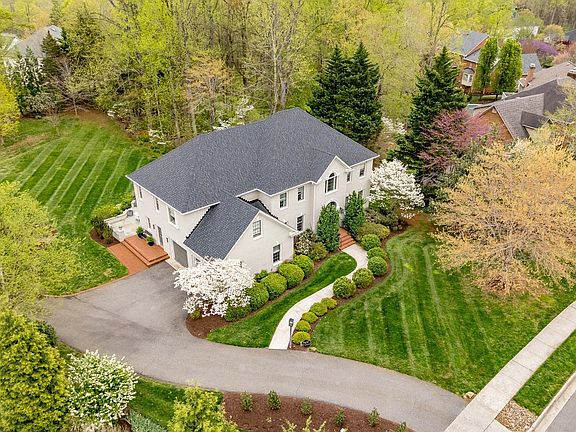 2nd image of 409 New Britain Dr