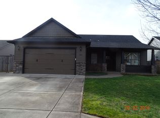 965 SW Coral St, Junction City, OR