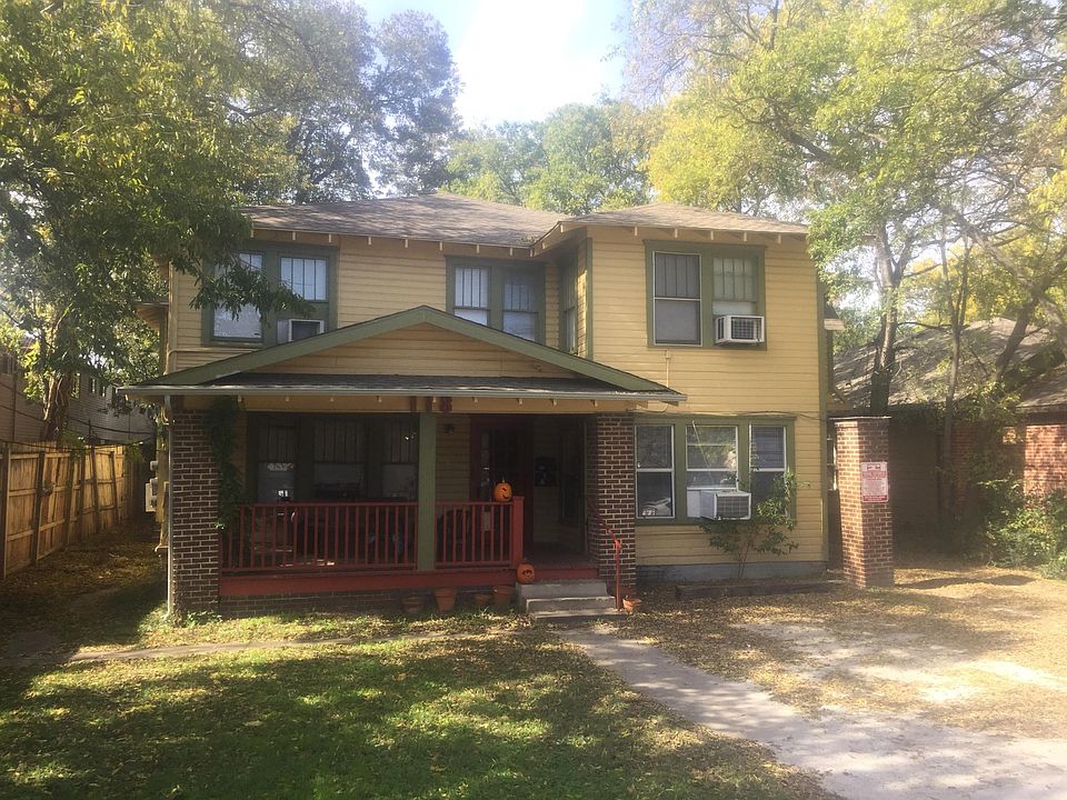 1st image of 118 Bernard St APT 1