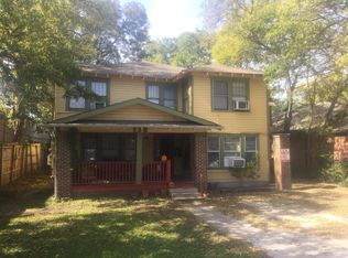 118 Bernard St APT 1, Denton, TX 76201