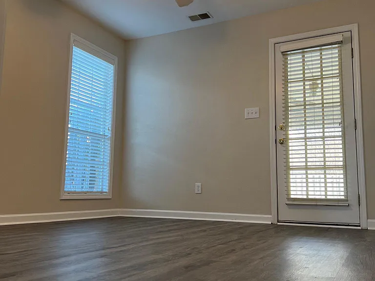 7707 Wyndham Cir — Photo 18