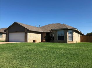 1113 Wendy Ln, Altus, OK 73521