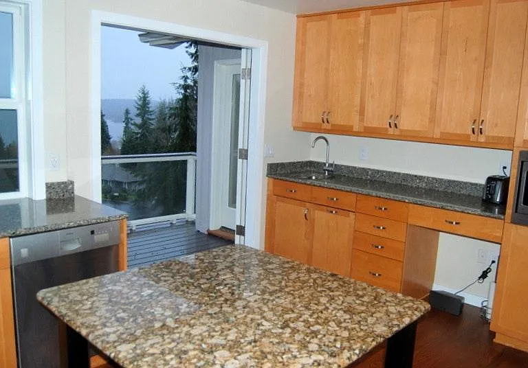 16619 SE 43rd St — Photo 9