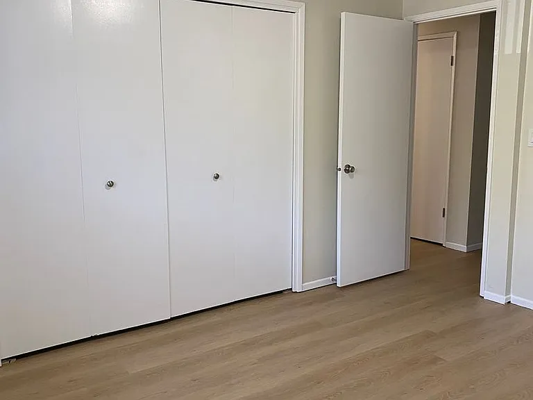 7845-7895 SW Hillcrest Pl #11801-11803 — Photo 14