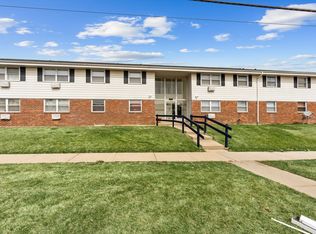 4000 45th St #208, Kenosha, WI 53144