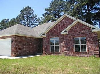 2nd image of 107 Hunter Cir