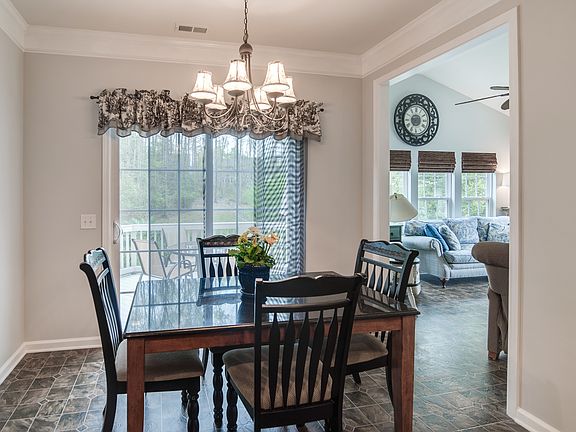 4th image of 807 Bitter Brook Ct