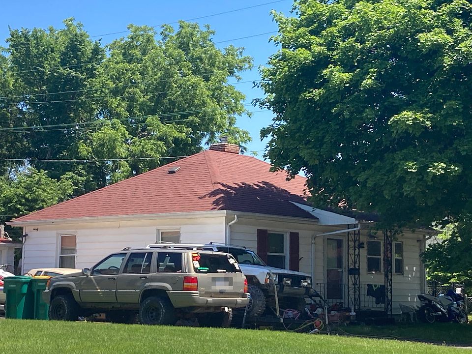 1st image of 1601 Stratford Ct
