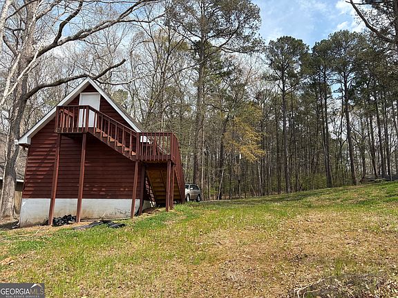 3rd image of 139 E Bearcreek Rd