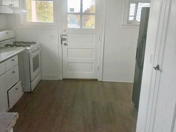 5th image of 7707 Lowell Ave APT 3