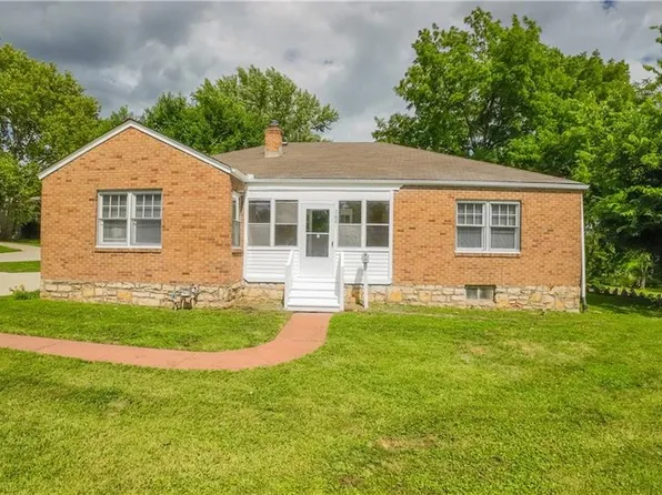 7021 Raytown Rd, Raytown, MO 64133