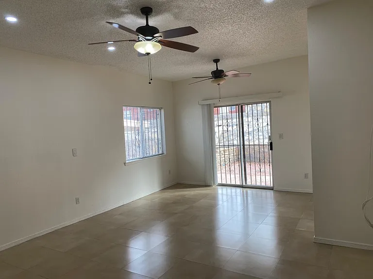 2150 King James Pl #1 — Photo 9