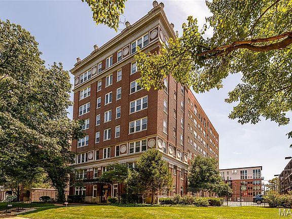 4th image of 5330 Pershing Ave APT 706