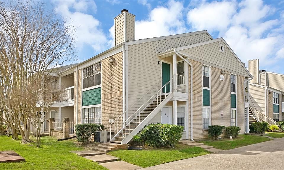 1st image of 12660 Ashford Point Dr APT 804