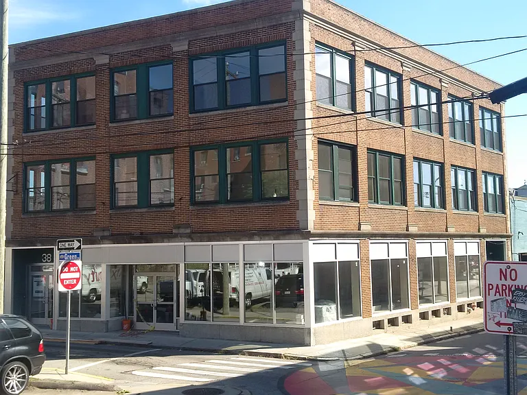 38 Green St #202 — Photo 1