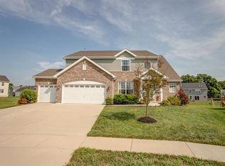 1001 Sunny Ridge Ct, O Fallon, IL 62269