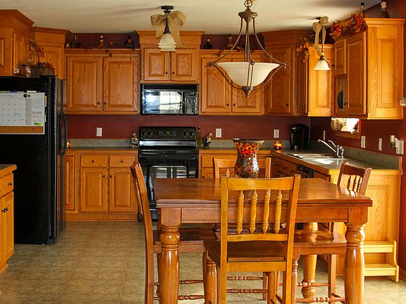 5th image of 1723 Waterford Dr