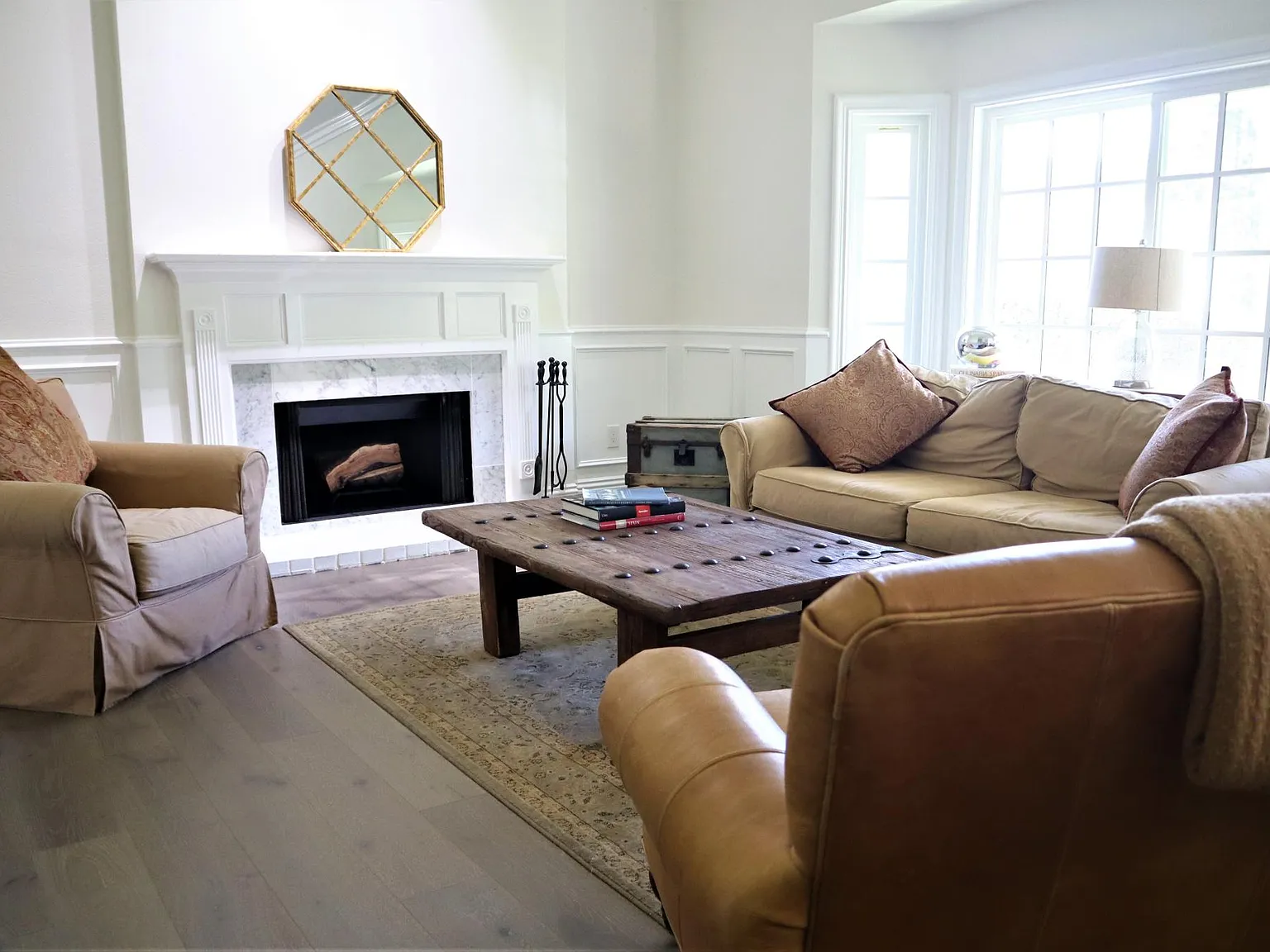 4 bed, 3163 sqft, $8,500 — Photo 4